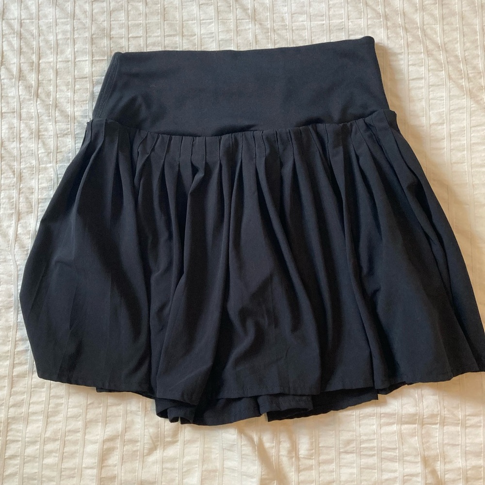 All in Motion XS Black Skort